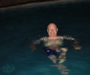 A dip in the pool @ Mikadi Beach Lodge
